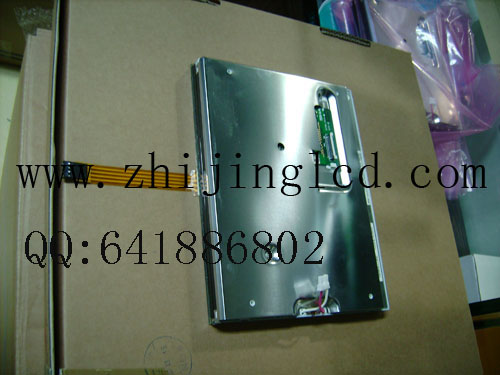 LQ080V3DG01